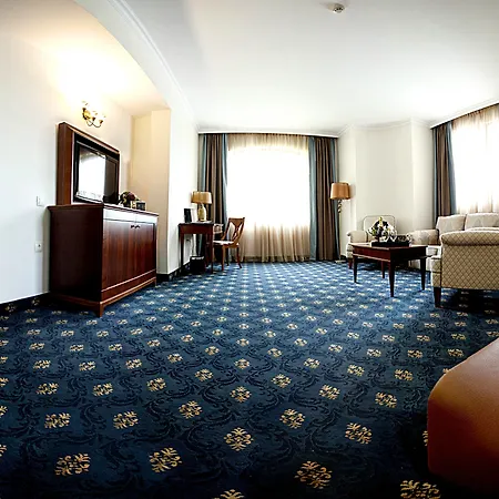 Primoretz Grand & ホテル 5*