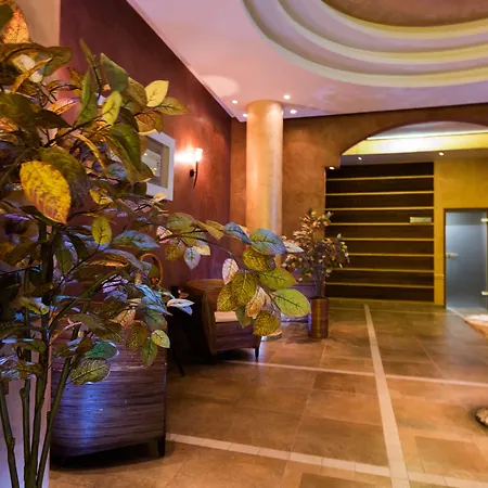 Primoretz Grand & 5*